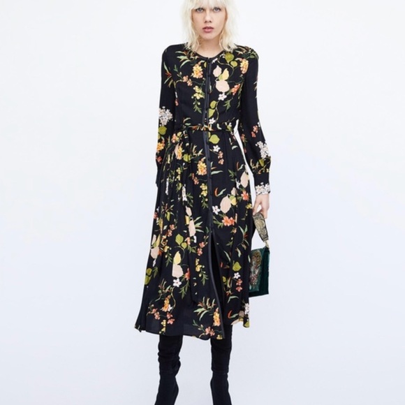 Dresses & Skirts - Japanese style print Floral Dress